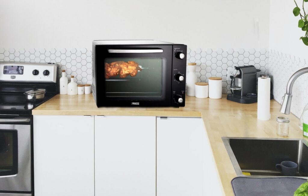 Como escolher um mini-forno? As características em que deve atentar