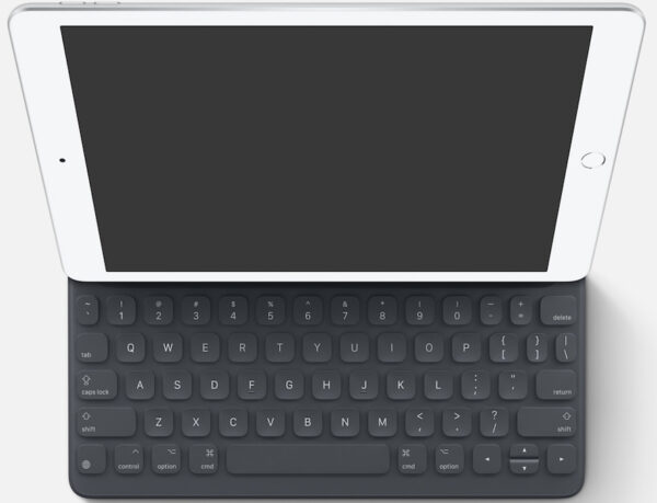 Novo iPad da Apple com teclado Smart Keybord