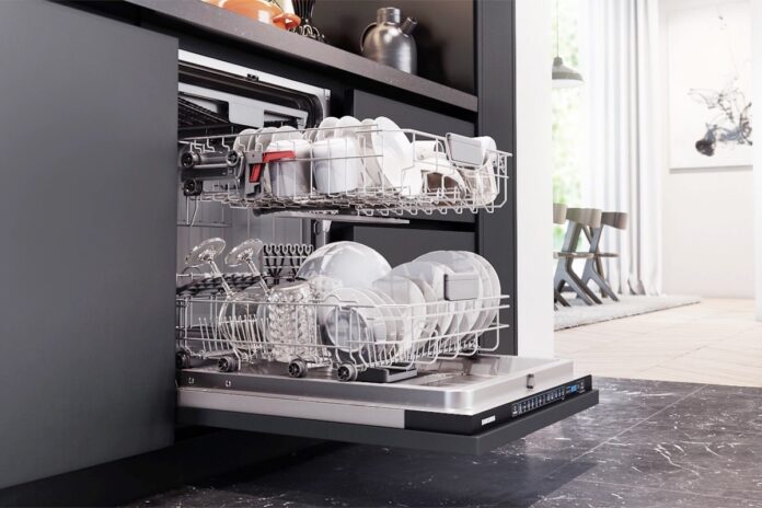 Cuidados a ter com a máquina de lavar louça