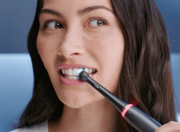 Oral-B iO - escova os dentes como um dentista