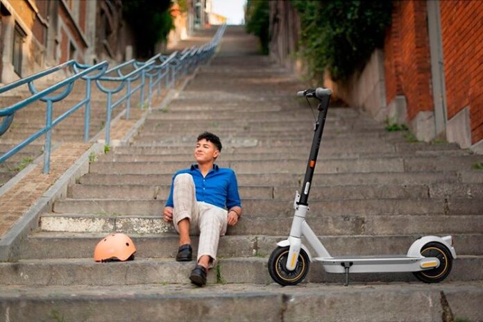 Trotinetes vs. Hoverboards: Qual escolher?