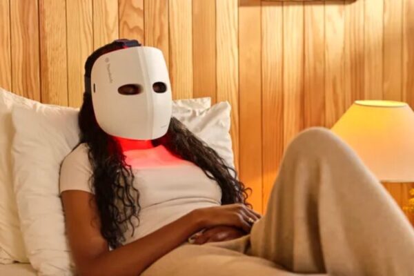 Benefícios de usares uma máscara massajadora facial Therabody